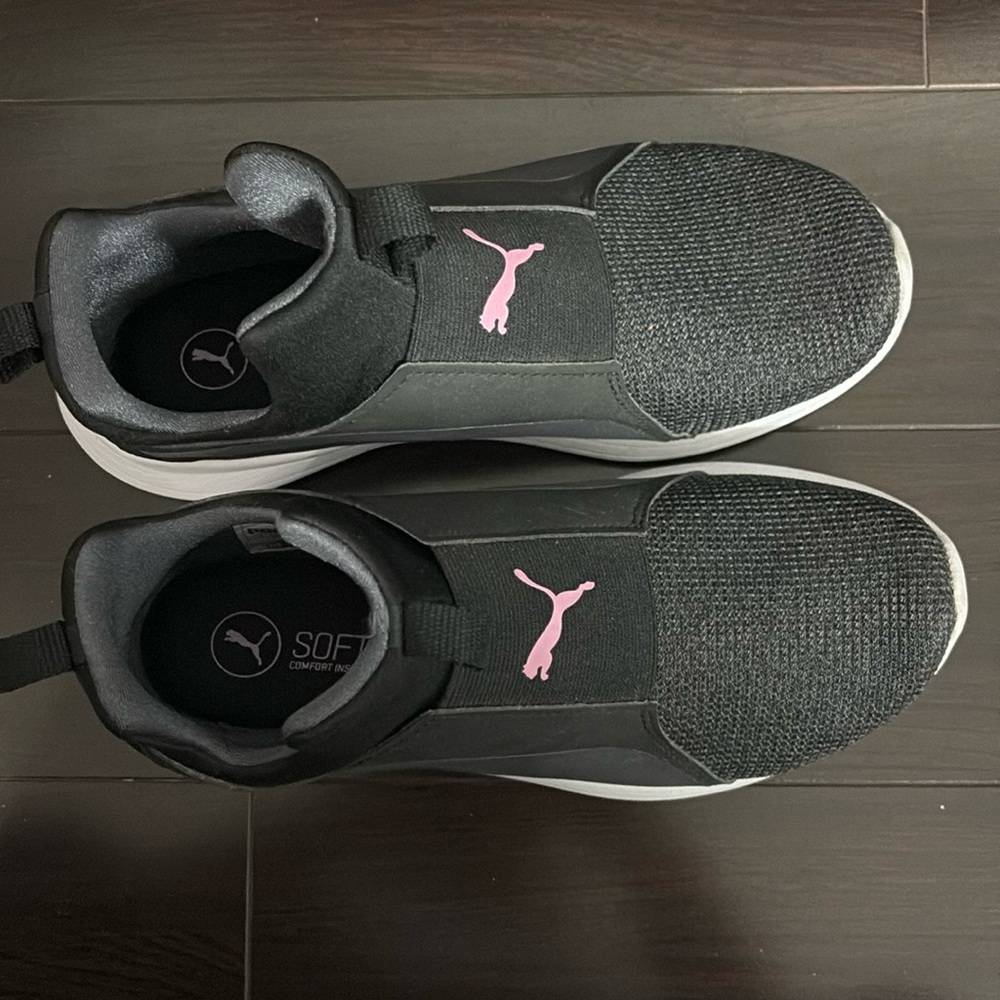 New Puma Soft Foam Running Shoes